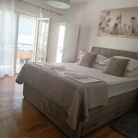Apartment Golden Sunrise - 4 Ul.Petra Svacica11 Baška Voda Buitenkant foto